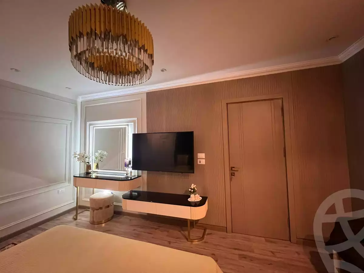 https://aqarmap.com.eg/ar/listing/6338345-for-sale-cairo-6th-of-october-hadaeq-october-kmbwnd-fy-hdyq-ktwbr-kenz