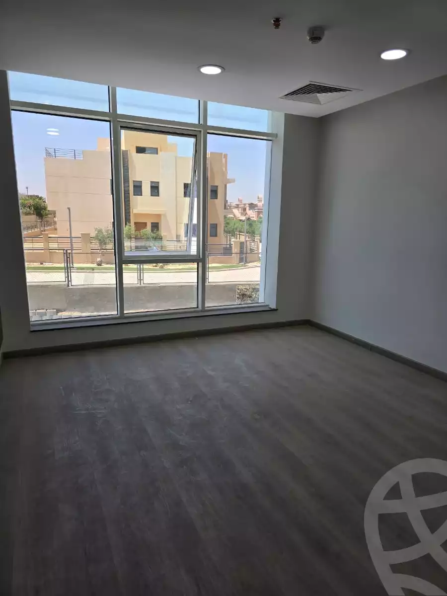 https://aqarmap.com.eg/ar/listing/6338408-for-rent-cairo-el-sheikh-zayed-city-compounds-tryfywm-zyd-nm-llttwyr