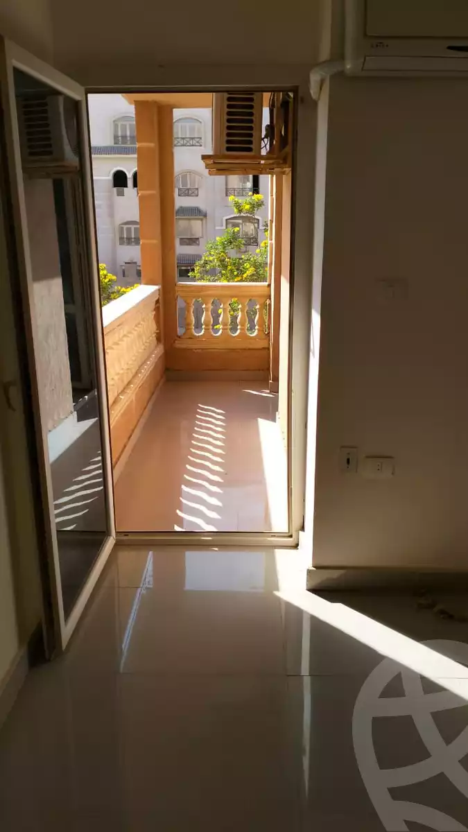 https://aqarmap.com.eg/ar/listing/6338509-for-sale-cairo-new-cairo-compounds-light-city
