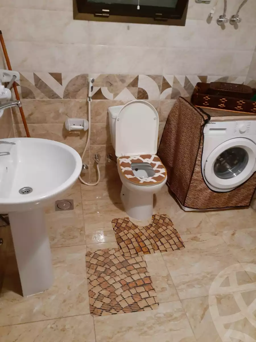https://aqarmap.com.eg/en/listing/6339054-for-sale-cairo-new-cairo-lrhb-city-phase-8