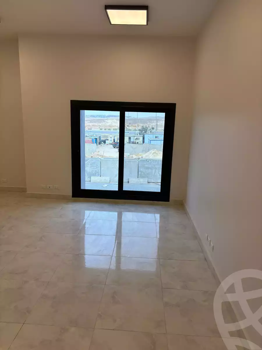 https://aqarmap.com.eg/ar/listing/6339484-for-rent-cairo-new-cairo-compounds-the-square