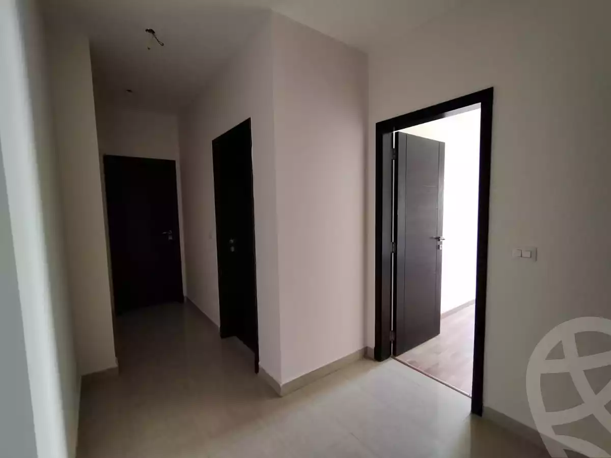 https://aqarmap.com.eg/en/listing/6339610-for-sale-cairo-el-sheikh-zayed-city-compounds-dh-drys