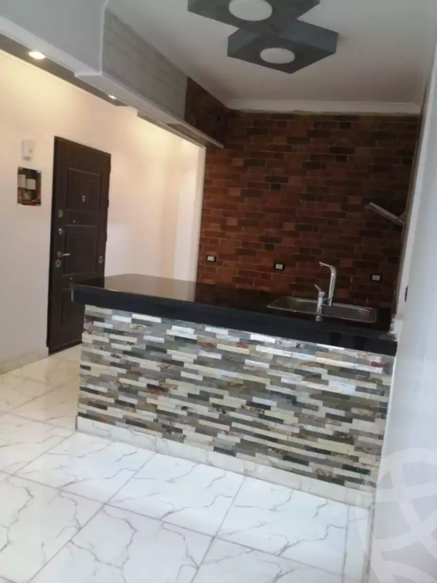 https://aqarmap.com.eg/ar/listing/6340406-for-sale-cairo-el-zaytun-lzytwn-lbhry-shr-lsbg