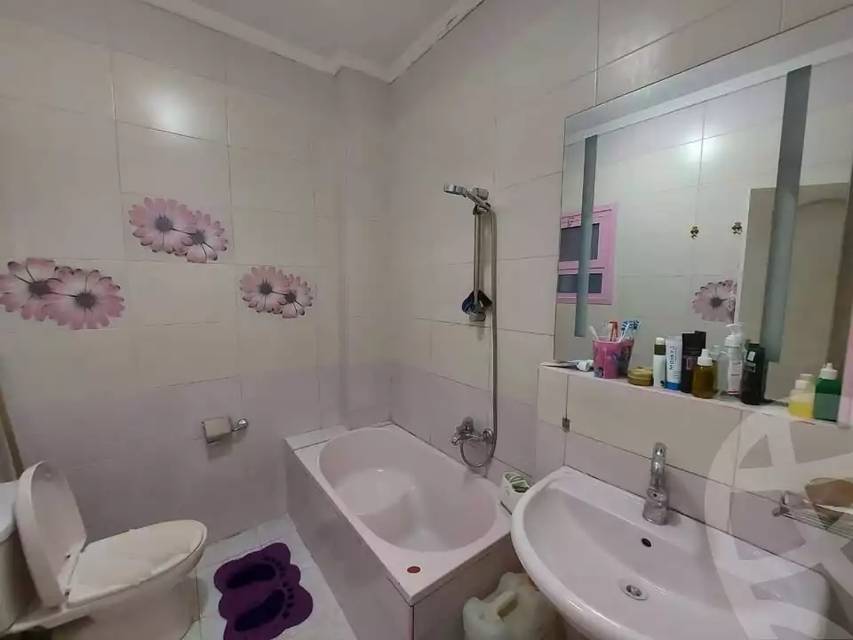 https://aqarmap.com.eg/ar/listing/6342393-for-sale-cairo-helwan-el-tayaran-city