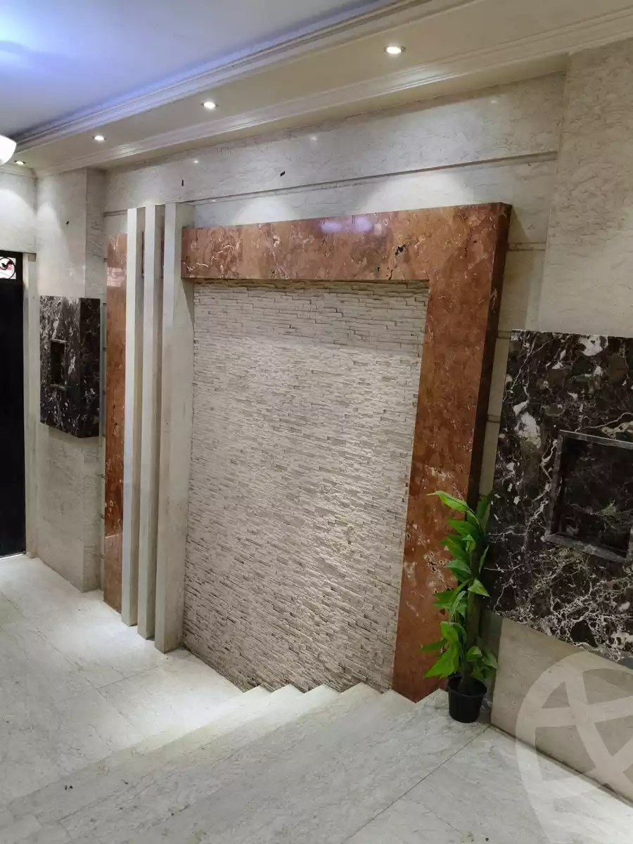 https://aqarmap.com.eg/ar/listing/6342763-for-sale-beheira-damanhour-damanhour-city-al-nadi-st