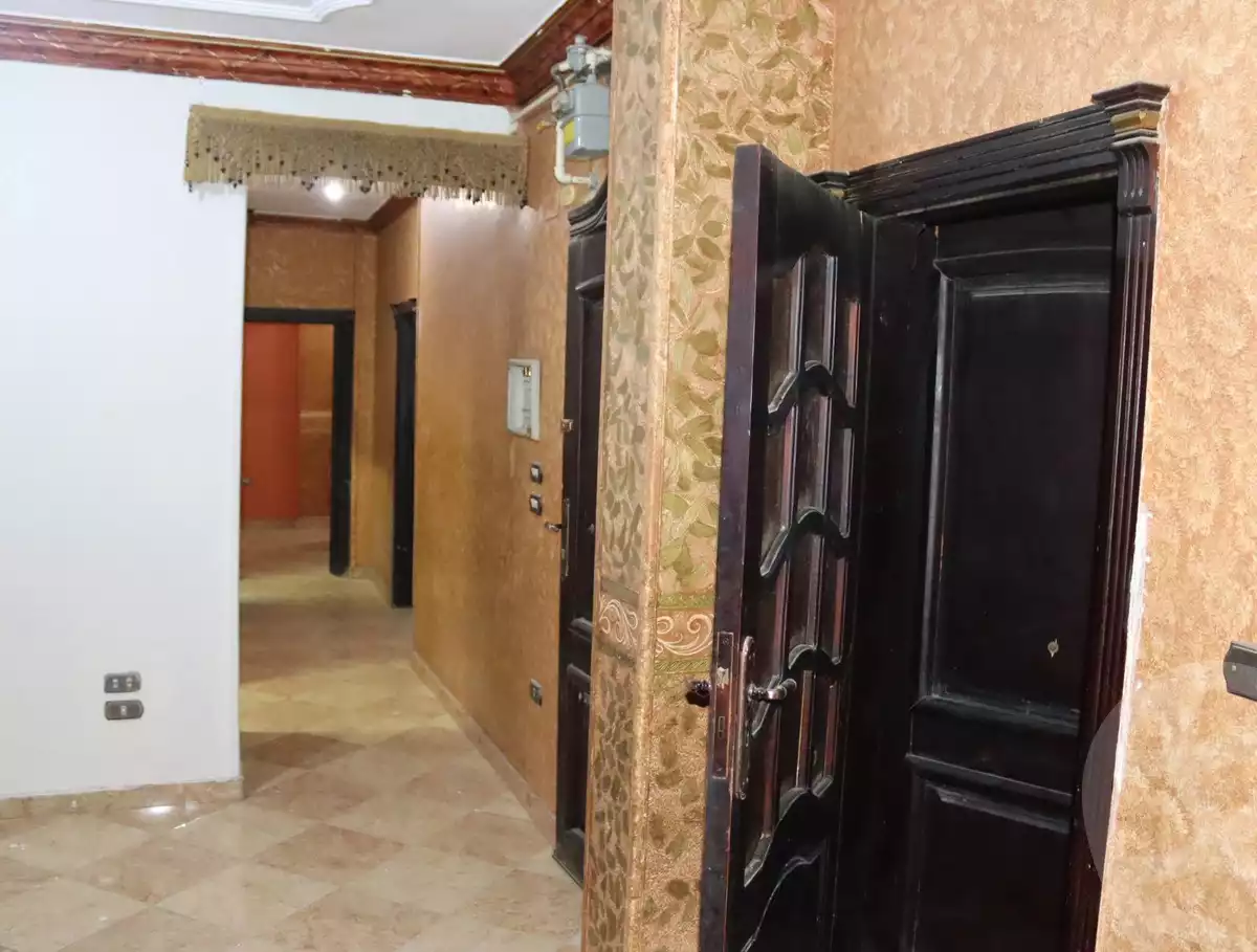 https://aqarmap.com.eg/ar/listing/6343114-for-sale-cairo-faisal-el-tawabeq-hamad-yassin-st