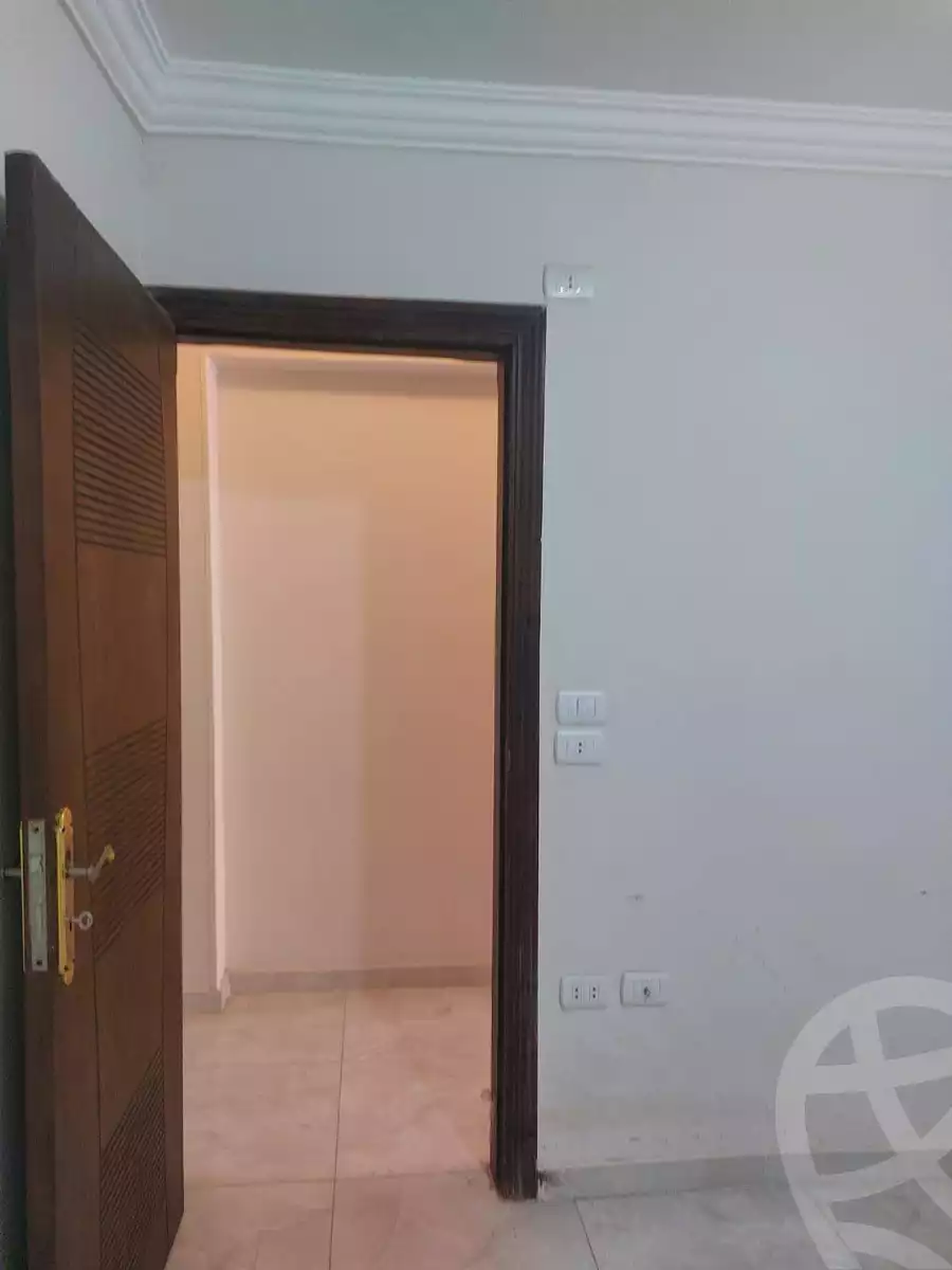 https://aqarmap.com.eg/ar/listing/6343471-for-rent-cairo-ain-shams-mnshy-lthryr