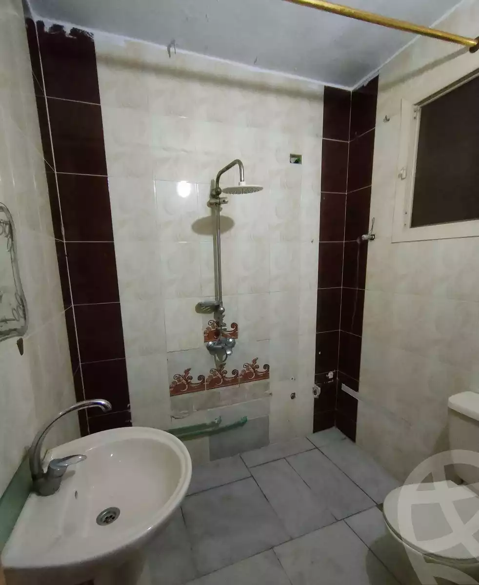 https://aqarmap.com.eg/en/listing/6343725-for-sale-qalyubia-shubra-el-khaima-om-bayoumi