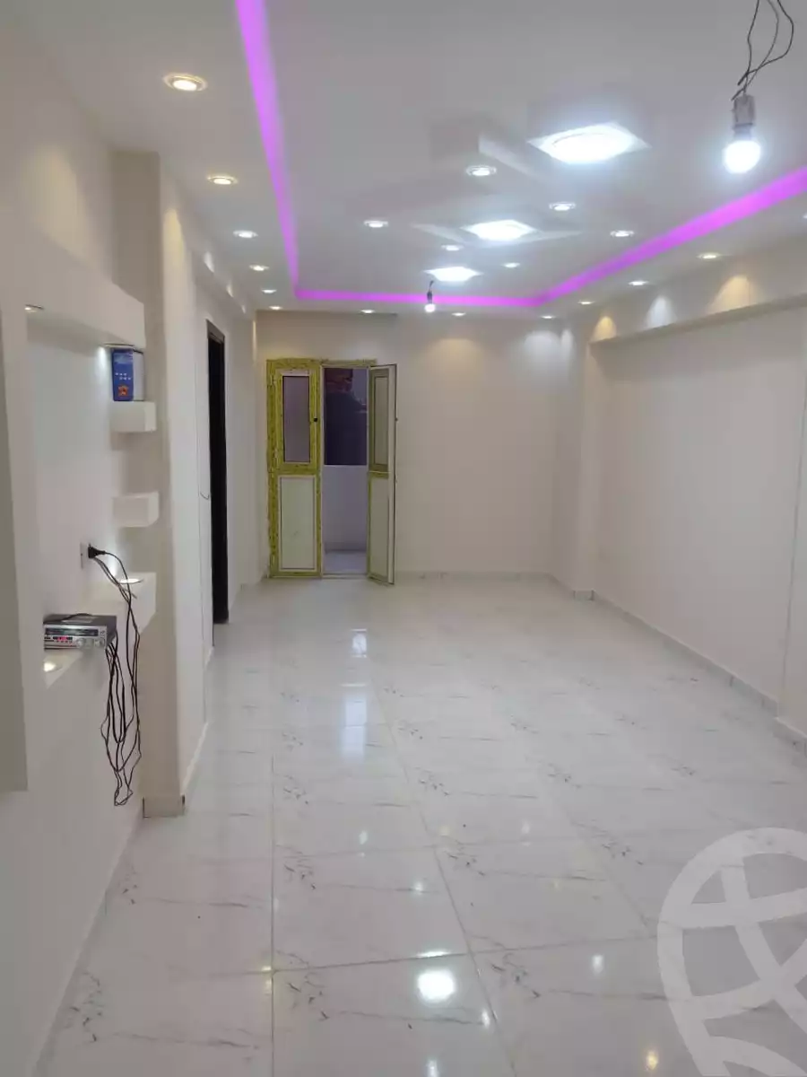https://aqarmap.com.eg/ar/listing/6343890-for-sale-cairo-helwan-kwrnysh-hlwn