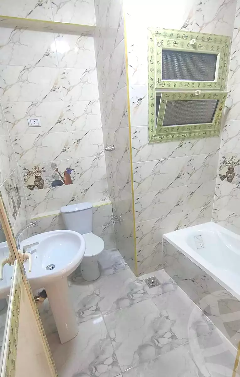 https://aqarmap.com.eg/ar/listing/6343931-for-sale-qalyubia-shubra-el-khaima-om-bayoumi
