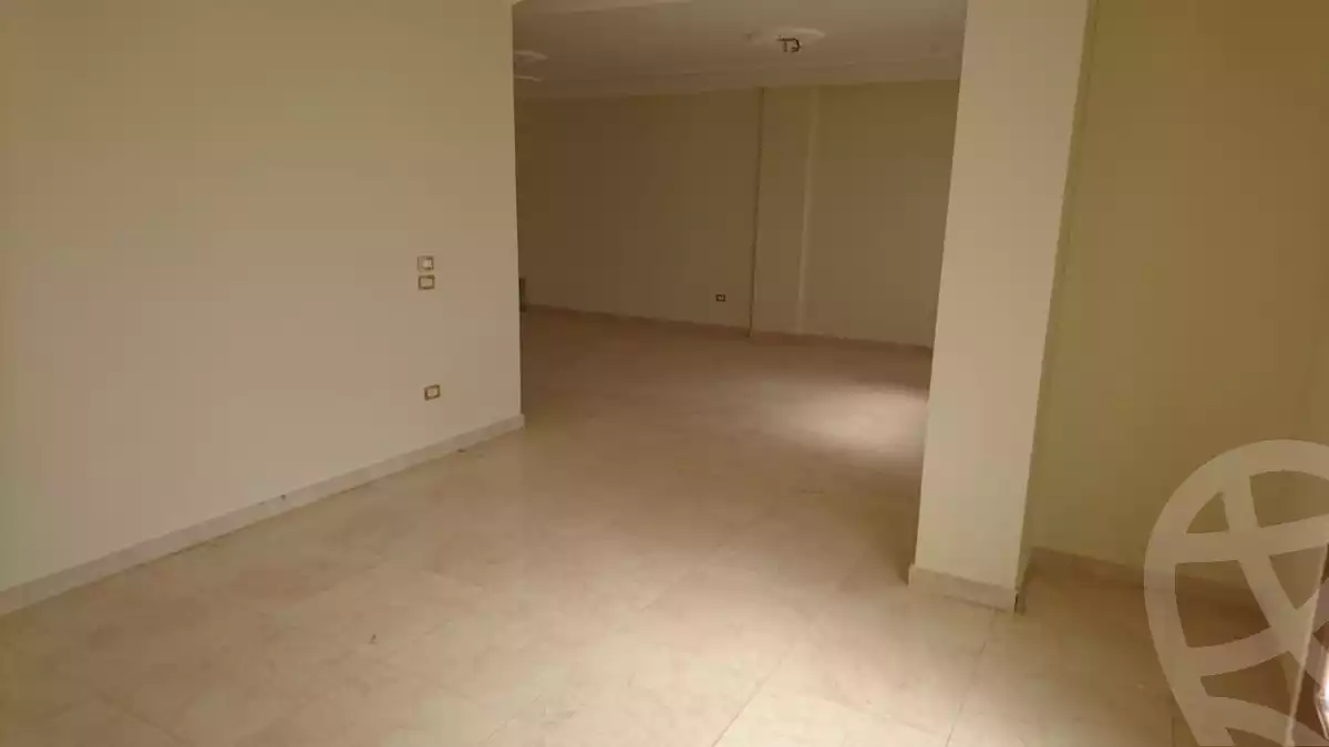 https://aqarmap.com.eg/ar/listing/6343983-for-rent-cairo-new-cairo-south-investors-mohammed-nagib-axis-st