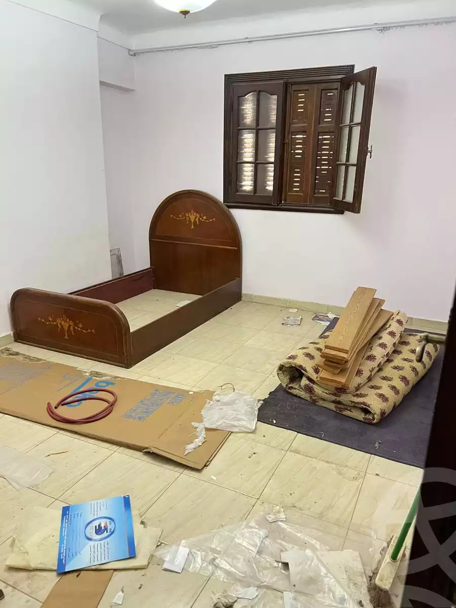 https://aqarmap.com.eg/ar/listing/6345016-for-sale-alexandria-lsywf-al-saaeh-sq