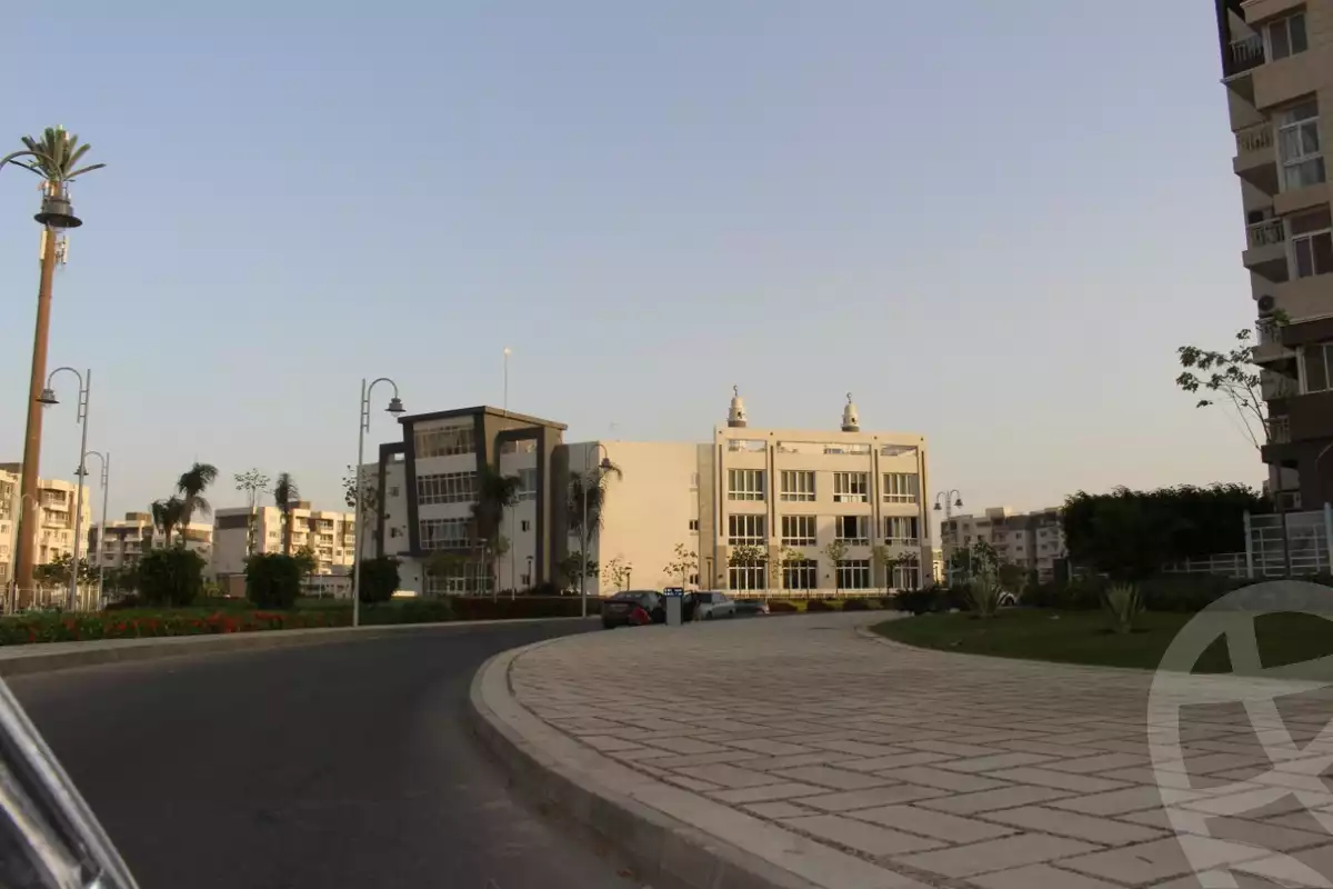 https://aqarmap.com.eg/ar/listing/6345377-for-sale-cairo-new-cairo-madinaty-tenth-zone-buildings-group-103