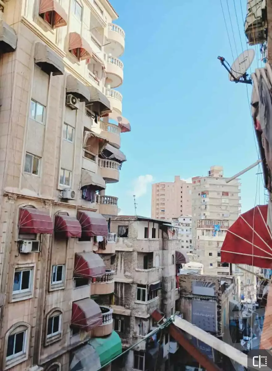 https://aqarmap.com.eg/en/listing/6345526-for-sale-alexandria-mansheya-al-gazaar-st