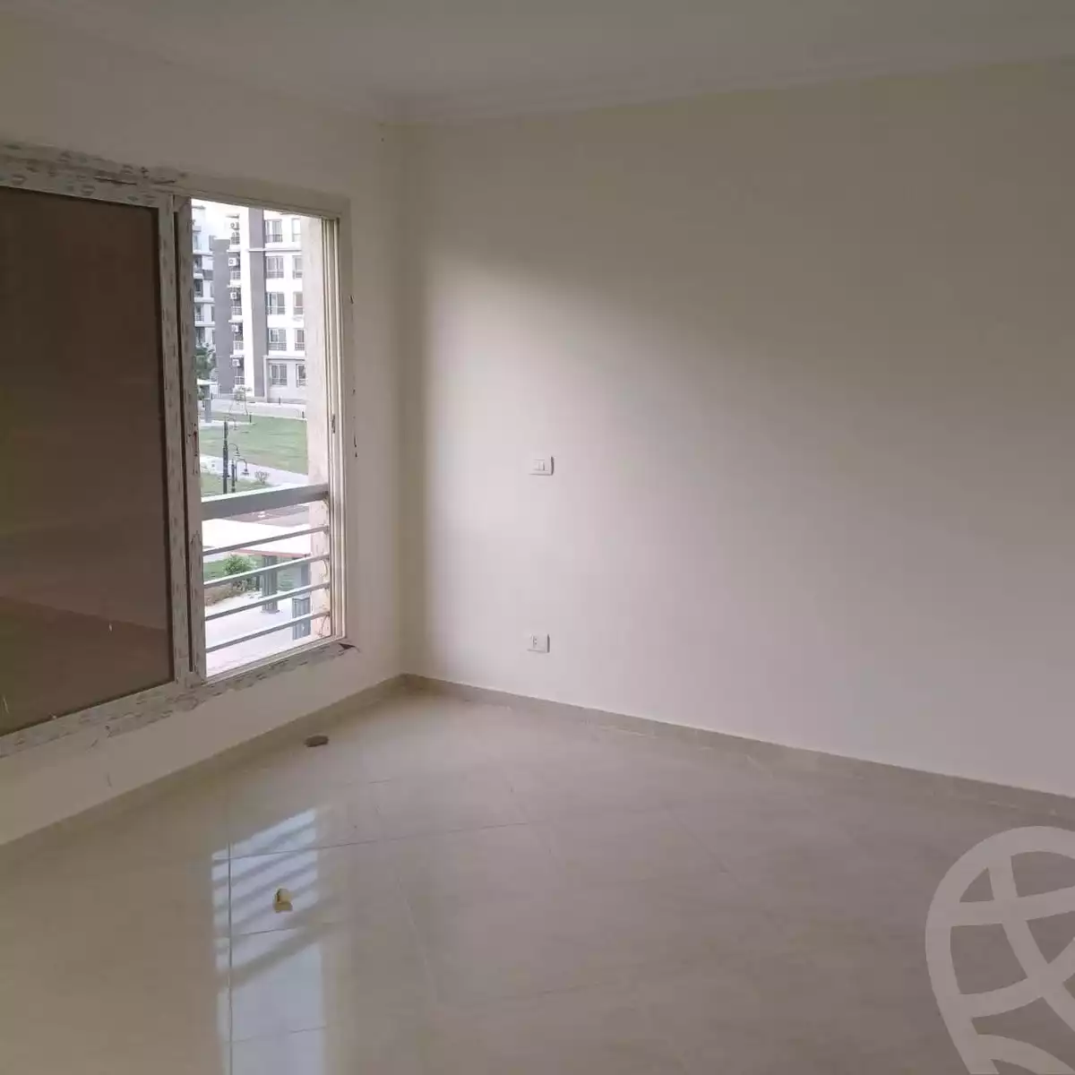 https://aqarmap.com.eg/en/listing/6346178-for-sale-cairo-el-sheikh-zayed-city-compounds-dr-msr