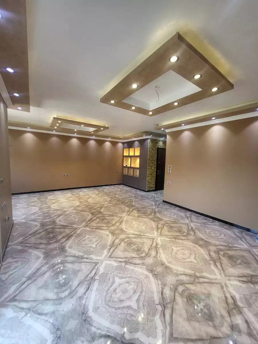 https://aqarmap.com.eg/ar/listing/6348004-for-sale-cairo-new-cairo-el-ahyaa-first-neighborhood-street-23