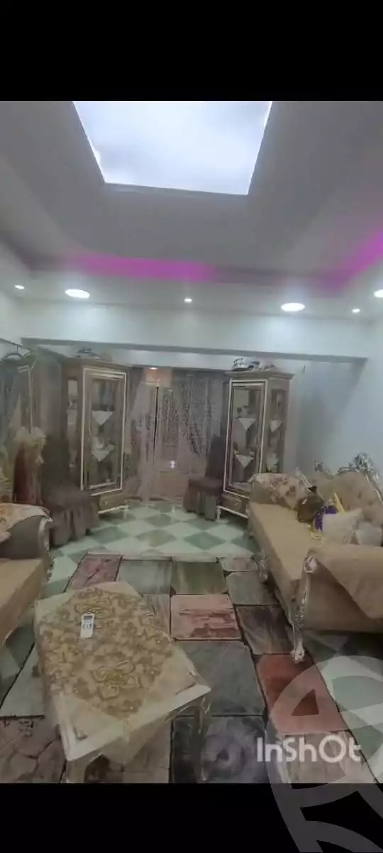 https://aqarmap.com.eg/ar/listing/6350105-for-sale-cairo-helwan-zou-el-fekar-basha-st