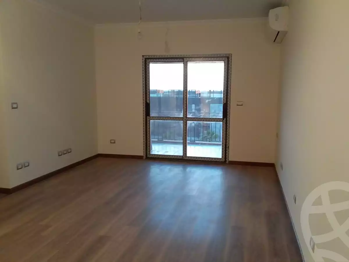 https://aqarmap.com.eg/ar/listing/6350775-for-rent-cairo-el-sheikh-zayed-city-compounds-kmbwnd-ljry-swdyk