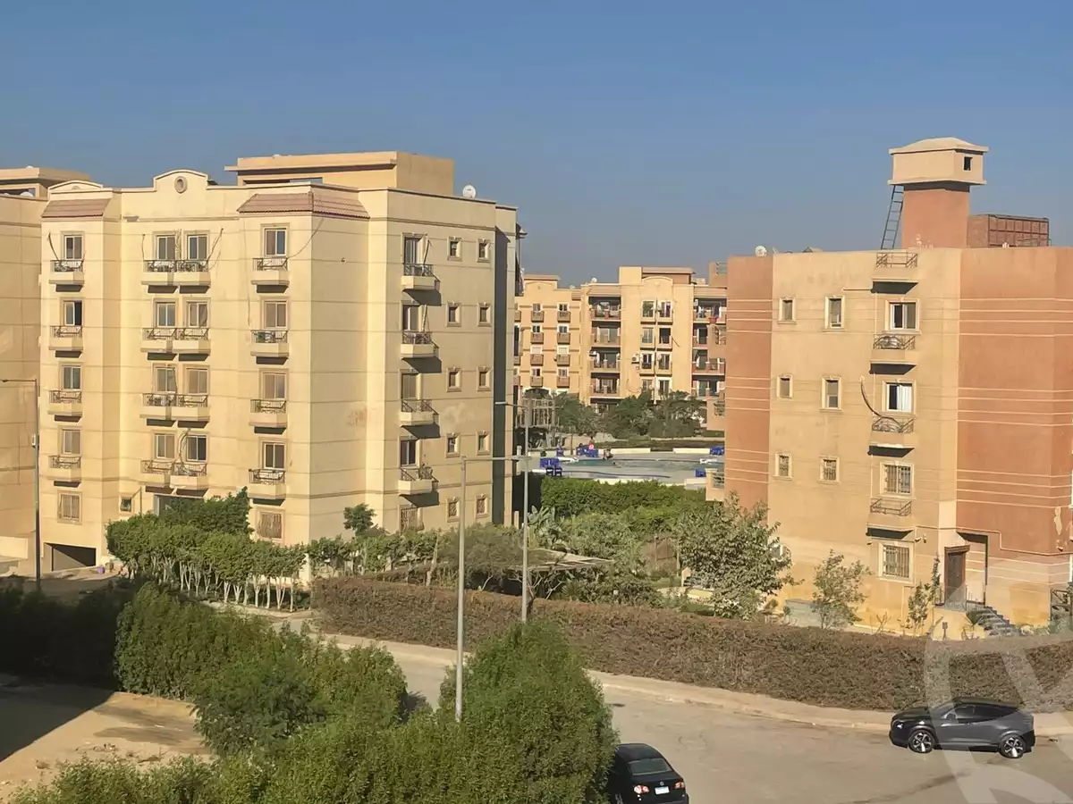 https://aqarmap.com.eg/ar/listing/6350997-for-sale-cairo-6th-of-october-compounds-dream-land-rose-ville