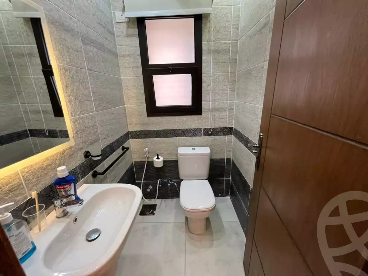 https://aqarmap.com.eg/en/listing/6351119-for-rent-cairo-el-sheikh-zayed-city-compounds-the-courtyard