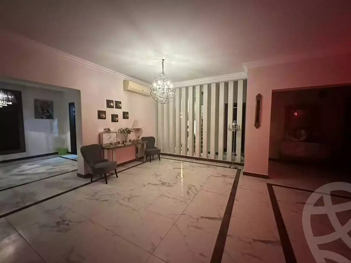 https://aqarmap.com.eg/en/listing/6351284-for-sale-cairo-el-sheikh-zayed-city-compounds-kmbwnd-ljry-swdyk