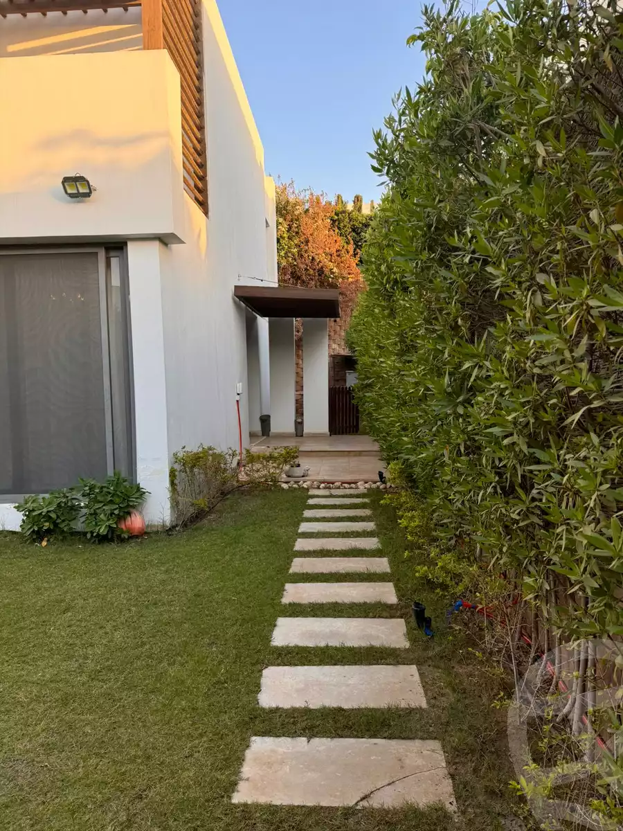 https://aqarmap.com.eg/en/listing/6351284-for-sale-cairo-el-sheikh-zayed-city-compounds-kmbwnd-ljry-swdyk