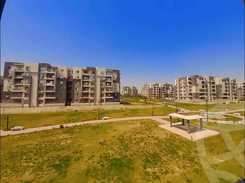 https://aqarmap.com.eg/ar/listing/6351919-for-sale-cairo-el-sheikh-zayed-city-compounds-dr-msr