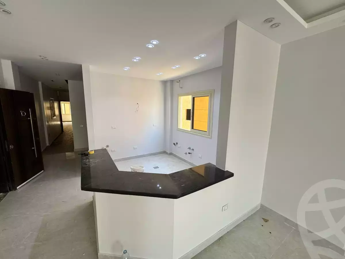 https://aqarmap.com.eg/ar/listing/6351968-for-rent-cairo-new-cairo-compounds-el-mostashareen-compound