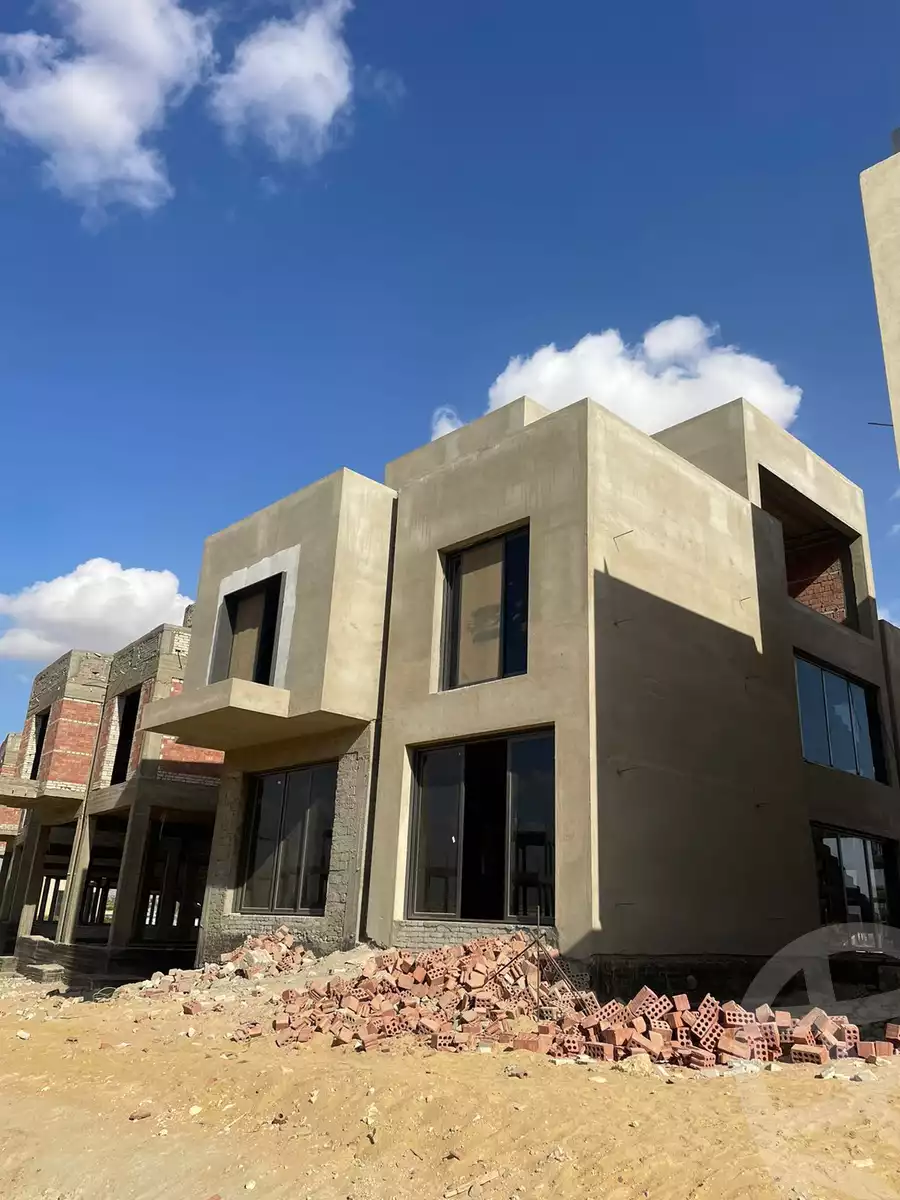 https://aqarmap.com.eg/en/listing/6351974-for-sale-cairo-new-cairo-compounds-wn-nynty-mwl-lndmrk-sbwr-business-quarter-one-ninety-mall