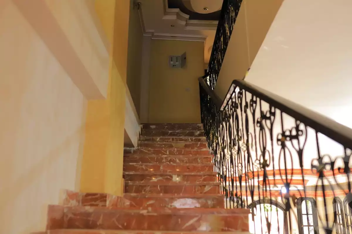 https://aqarmap.com.eg/en/listing/6352331-for-sale-cairo-al-oubour-el-hay-el-khames-amir-el-sobky-st