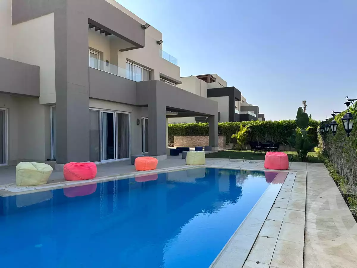 https://aqarmap.com.eg/ar/listing/6353137-for-rent-cairo-new-cairo-compounds-hyde-park-centre-ville-hyde-park