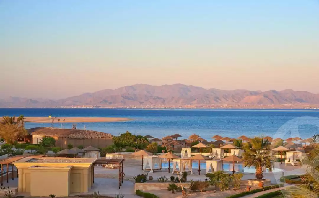 https://aqarmap.com.eg/ar/listing/6353881-for-sale-red-sea-hurghada-resorts-arc-of-soma-resort-soma-bay