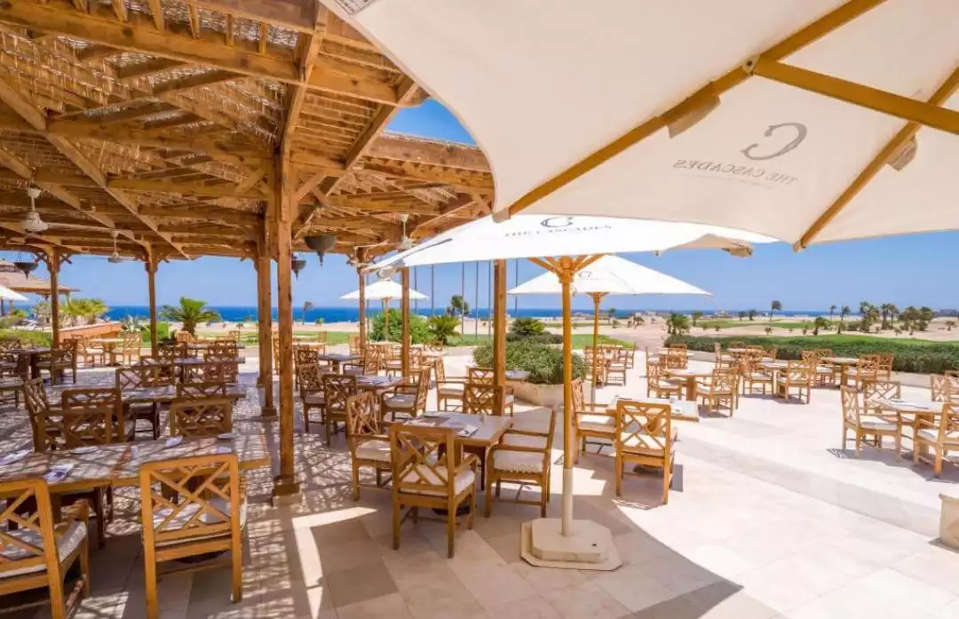 https://aqarmap.com.eg/ar/listing/6353881-for-sale-red-sea-hurghada-resorts-arc-of-soma-resort-soma-bay