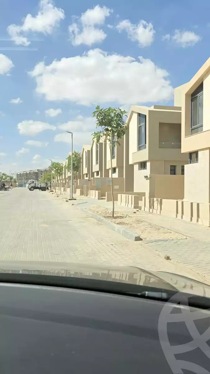 https://aqarmap.com.eg/ar/listing/6353920-for-sale-cairo-el-sheikh-zayed-city-lshykh-zyd-ljdyd-karmell-compound-sodic