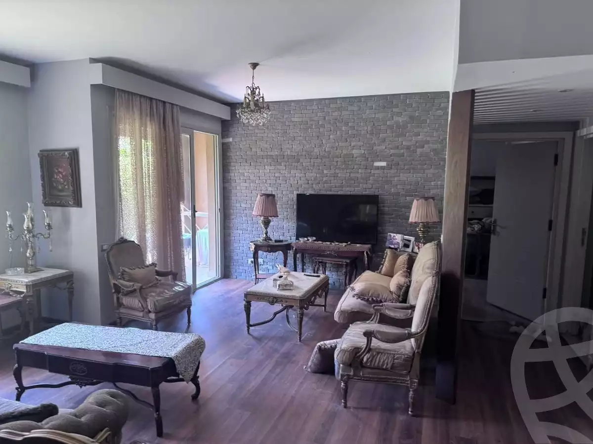 https://aqarmap.com.eg/en/listing/6354102-for-sale-cairo-6th-of-october-compounds-palm-parks