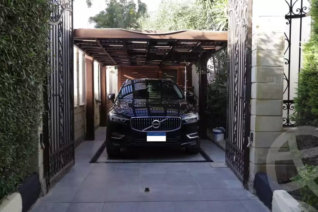 https://aqarmap.com.eg/en/listing/6354128-for-sale-cairo-el-shorouk-compounds-el-shorouk-2000