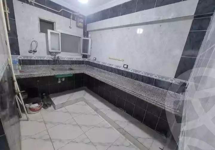 https://aqarmap.com.eg/en/listing/6354747-for-sale-alexandria-l-jmy-el-hanouvel-el-kholafaa-el-rashdeen-st