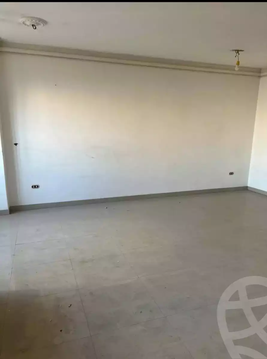 https://aqarmap.com.eg/ar/listing/6354821-for-rent-alexandria-smouha-mostafa-kamel-st