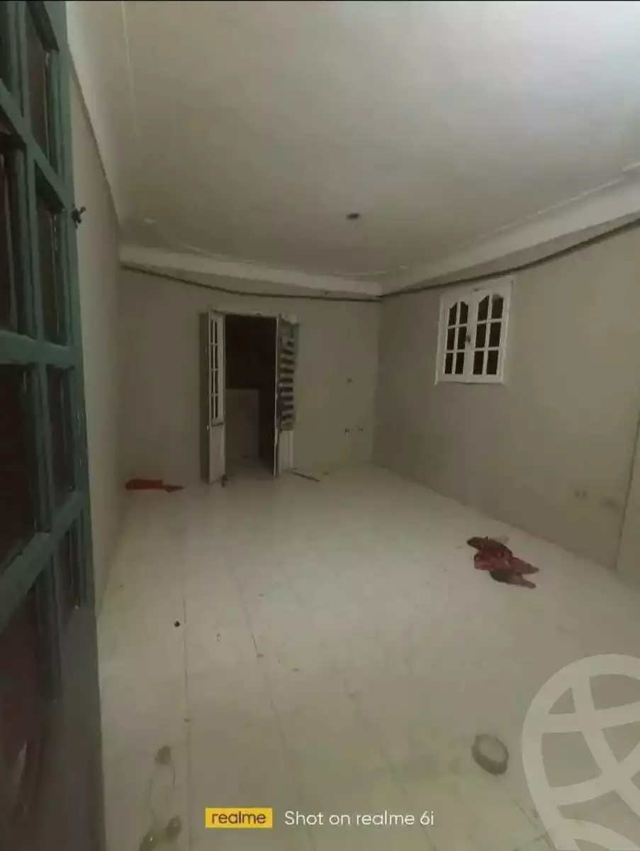 https://aqarmap.com.eg/ar/listing/6354900-for-sale-alexandria-alhadara-new-el-hadra