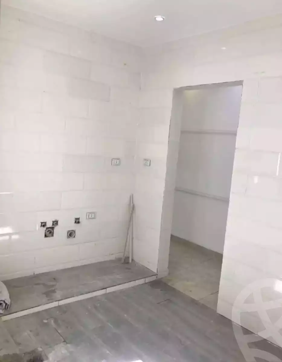 https://aqarmap.com.eg/en/listing/6354997-for-sale-alexandria-sydy-bshr