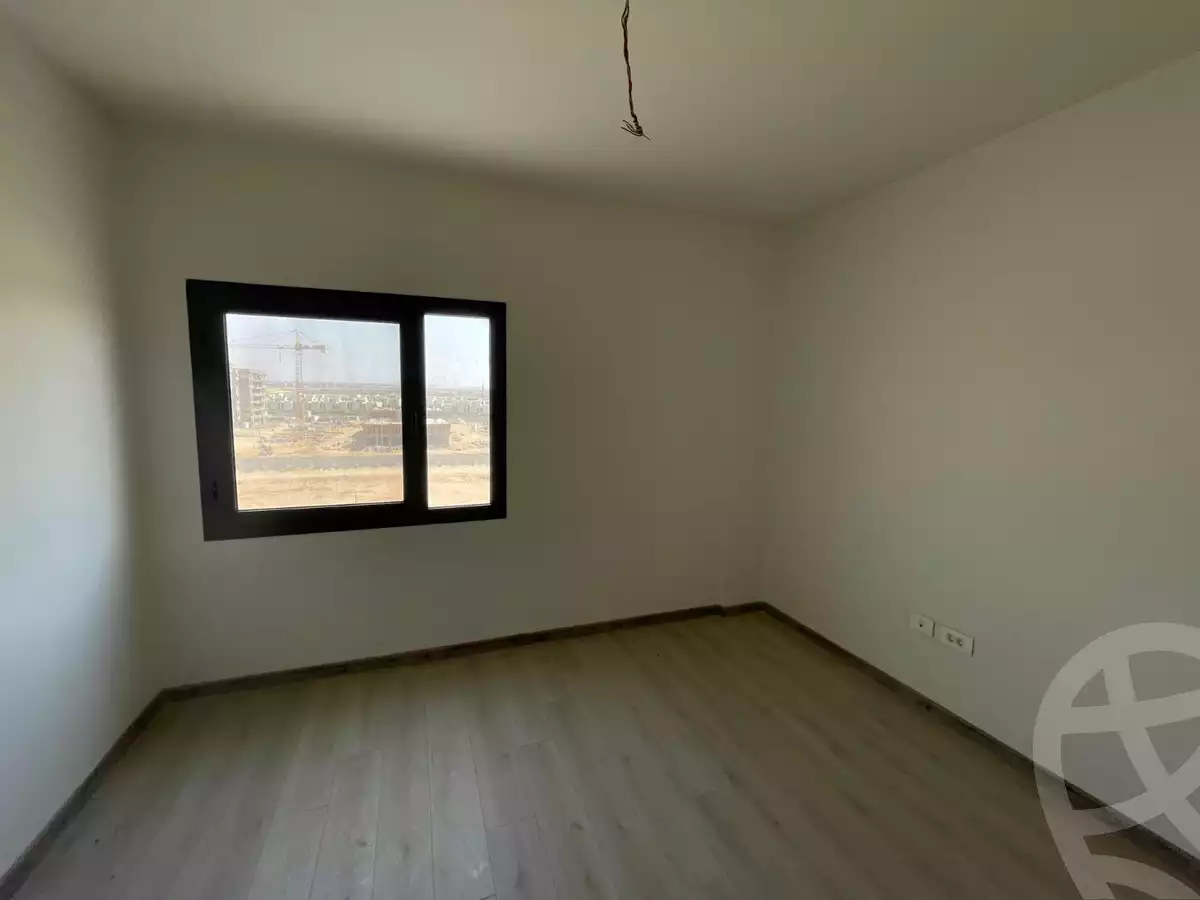 https://aqarmap.com.eg/en/listing/6356263-for-sale-cairo-el-shorouk-compounds-al-burouj-compound-imkan