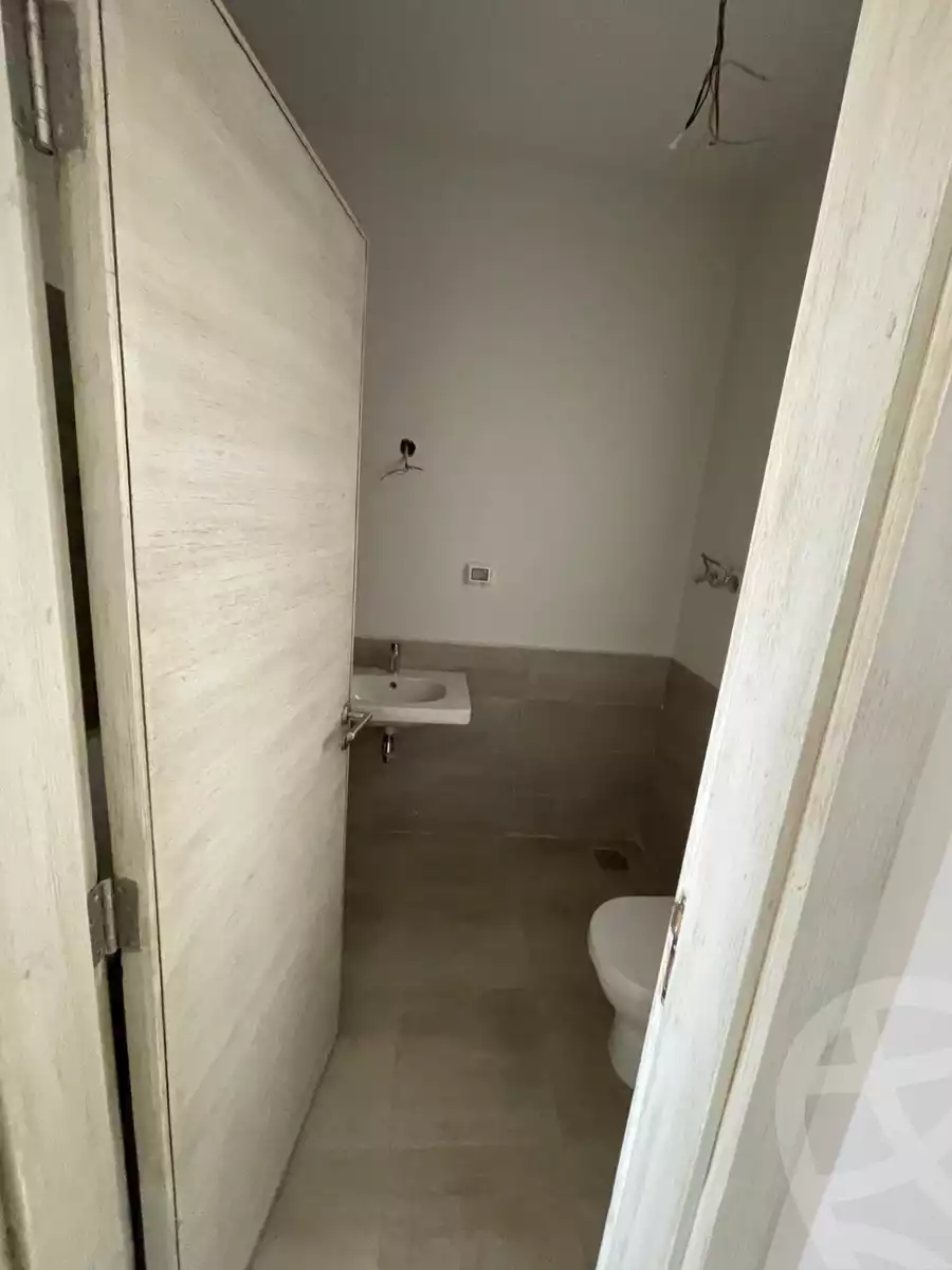 https://aqarmap.com.eg/en/listing/6356263-for-sale-cairo-el-shorouk-compounds-al-burouj-compound-imkan