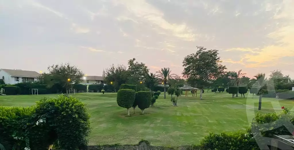 https://aqarmap.com.eg/ar/listing/6356391-for-sale-cairo-el-sheikh-zayed-city-compounds-el-rabwa