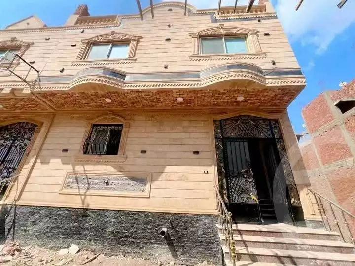 https://aqarmap.com.eg/en/listing/6358274-for-sale-qalyubia-qlioub-blqs