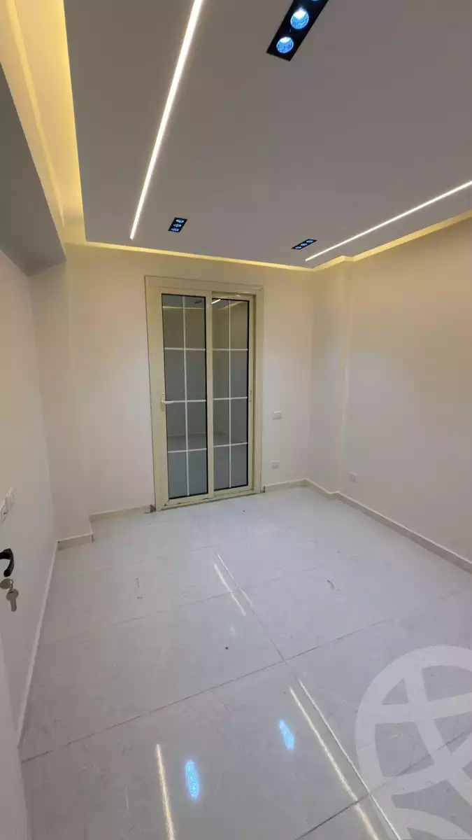 https://aqarmap.com.eg/en/listing/6359875-for-sale-cairo-6th-of-october-el-ahyaa-neighborhood-2nd-street-2