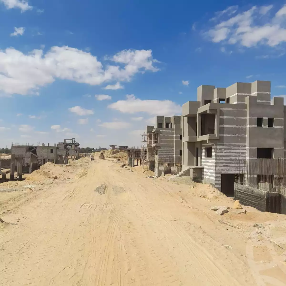 https://aqarmap.com.eg/en/listing/6363144-for-sale-cairo-el-sheikh-zayed-city-lshykh-zyd-ljdyd-advida-adva