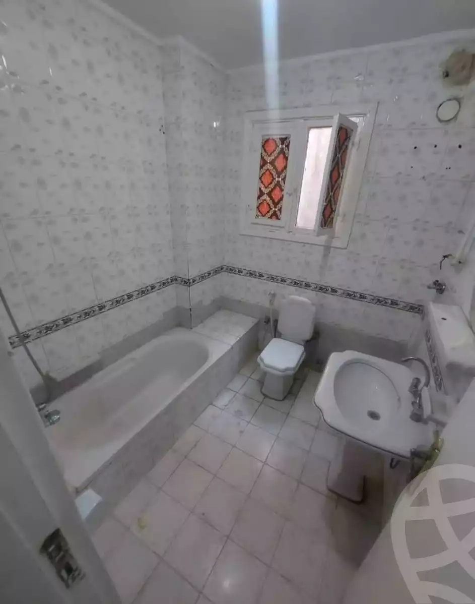 https://aqarmap.com.eg/ar/listing/6363523-for-sale-cairo-helwan-helwan-el-sharkeya-el-maraghi-st