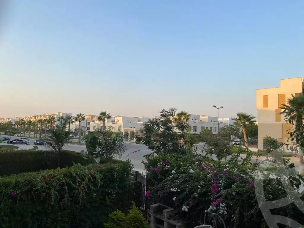 https://aqarmap.com.eg/en/listing/6363585-for-rent-cairo-el-sheikh-zayed-city-compounds-kmbwnd-wyst-twn-swdyk