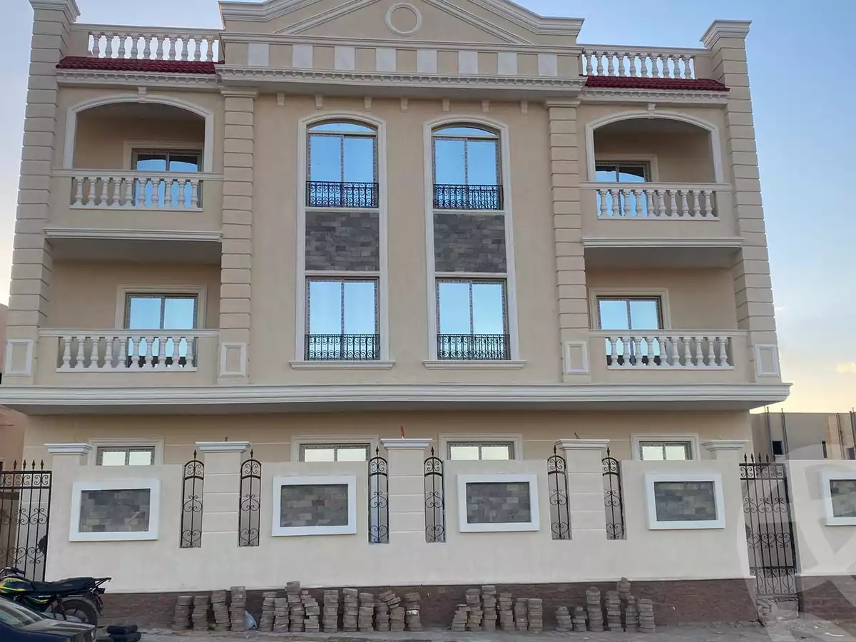 https://aqarmap.com.eg/ar/listing/6363666-for-sale-cairo-el-shorouk-lhy-lthlth-shrq-neighbourhood-1
