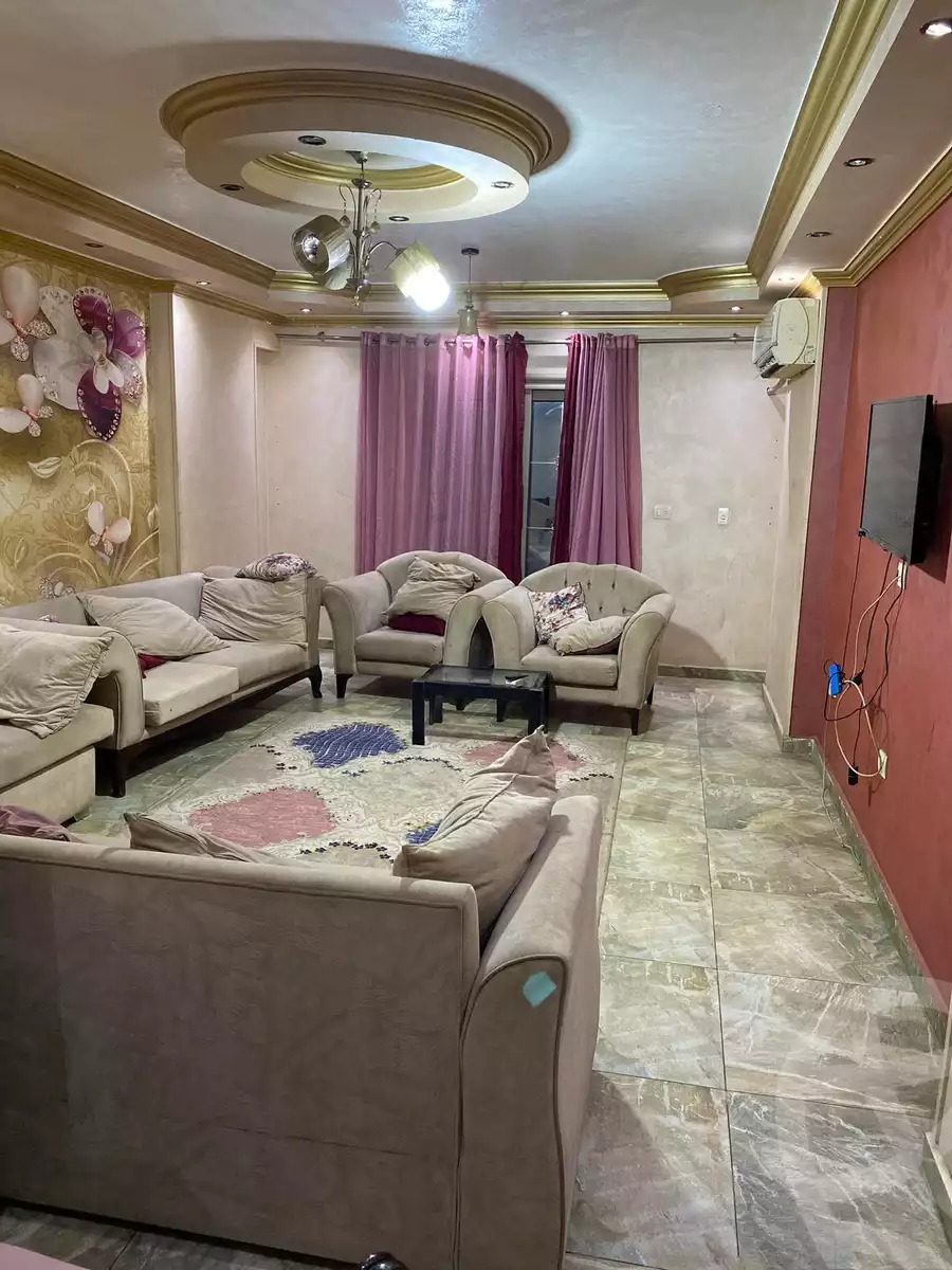 https://aqarmap.com.eg/en/listing/6363956-for-rent-cairo-faisal-kafr-tohormos-queen-nazli-st